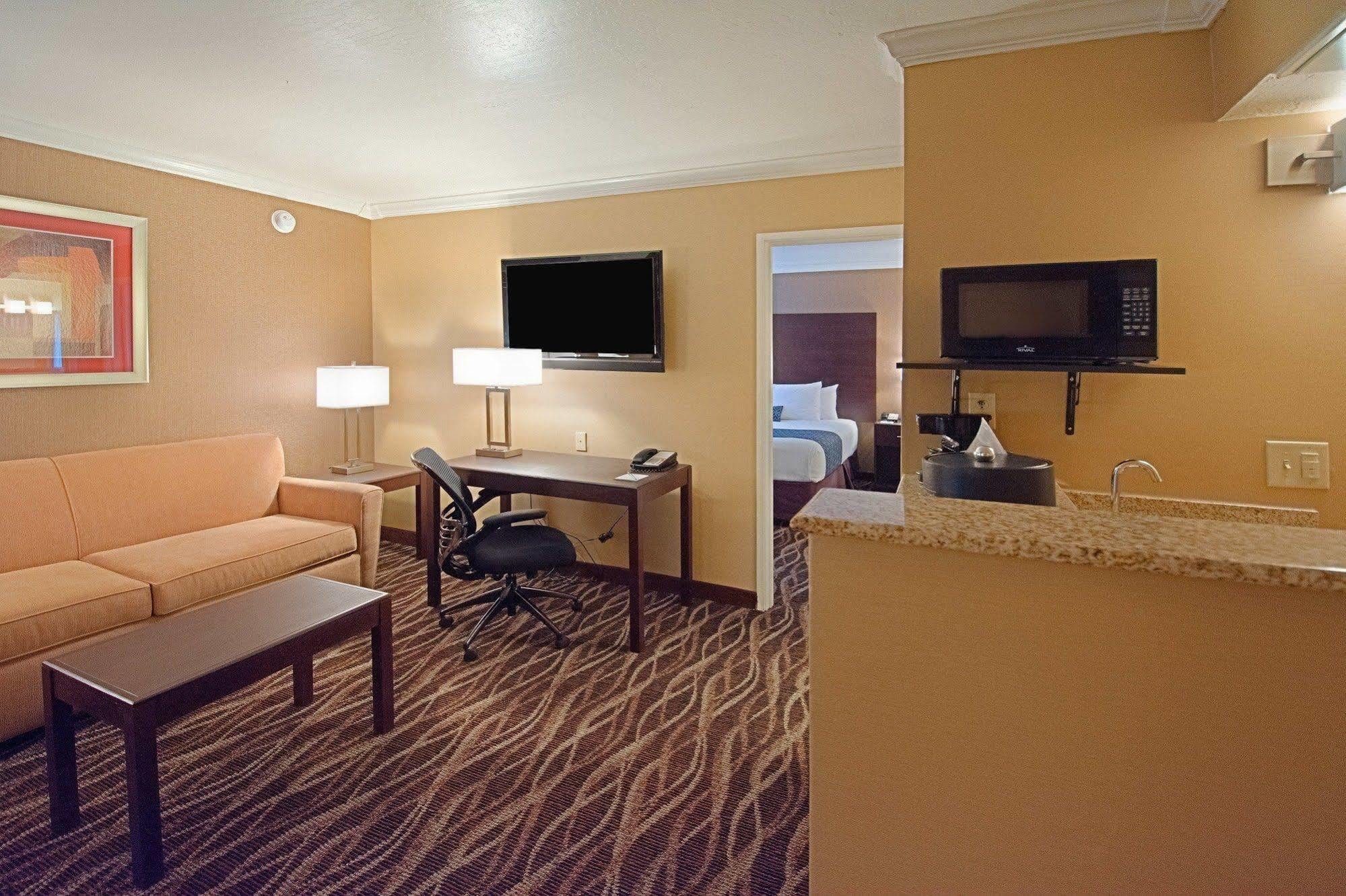 Hotel Tempe/Phoenix Airport Innsuites Hotel & Suites Ngoại thất bức ảnh
