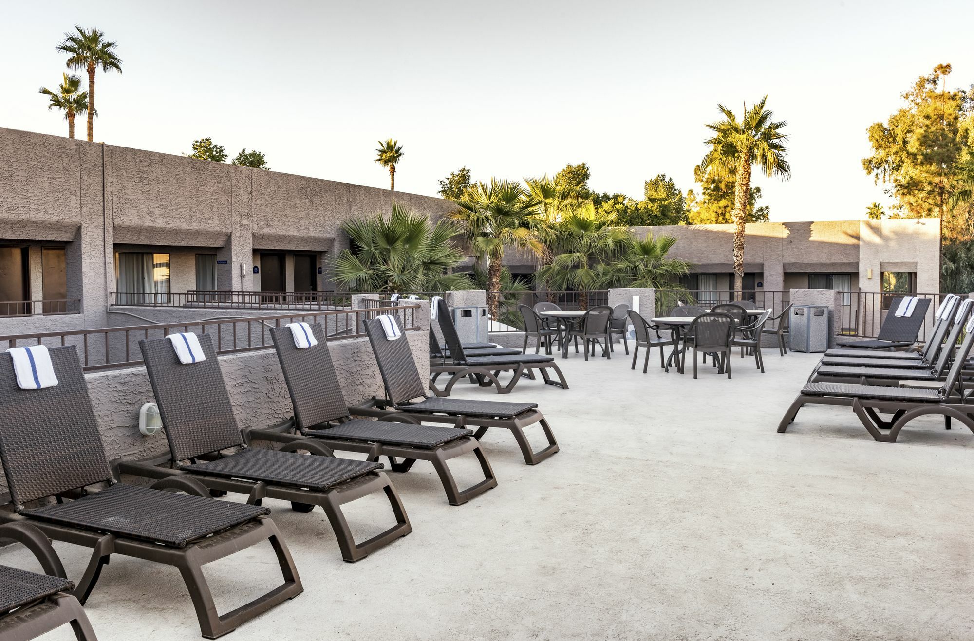 Hotel Tempe/Phoenix Airport Innsuites Hotel & Suites Ngoại thất bức ảnh